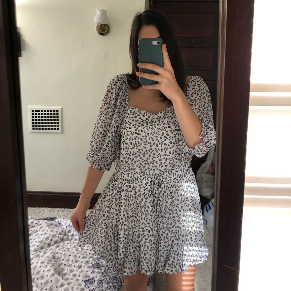 Altar’d State Romper Floral Black and White Square Neckline Balloon Sleeved